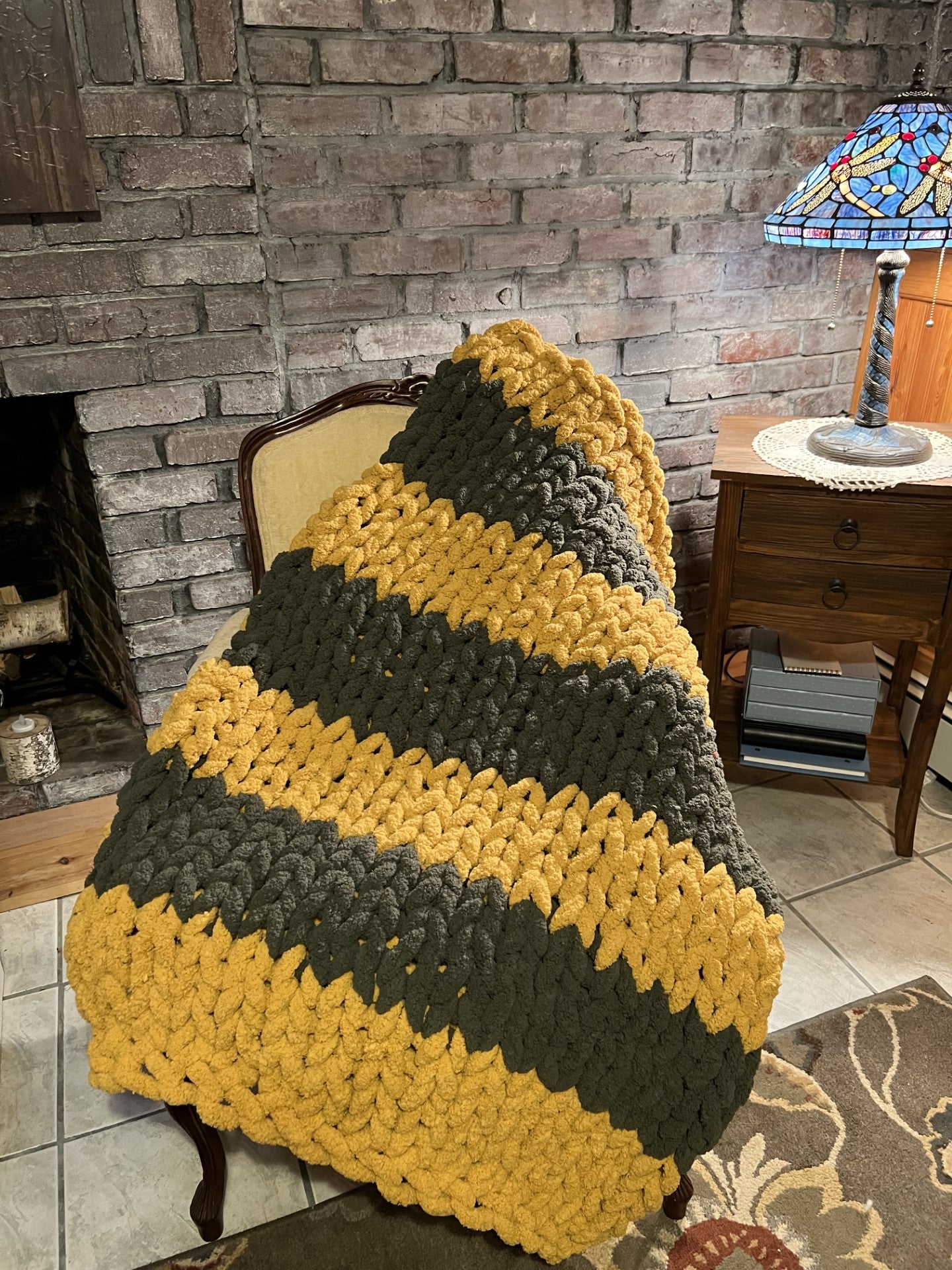Hand Knit Chunky Blanket
